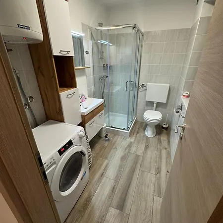 Hiska Home- Terme Catez - Vkljucene Kopalne Karte *